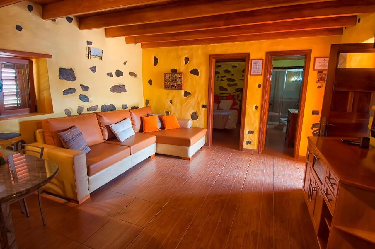 Las Casas De Lola Y Rafael 0*, Moya (Gran Canaria)